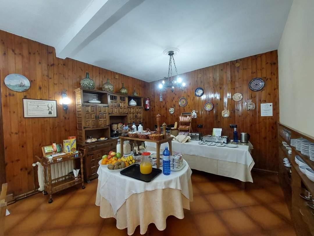 Hosteria Picos De Europa Potes Exterior photo